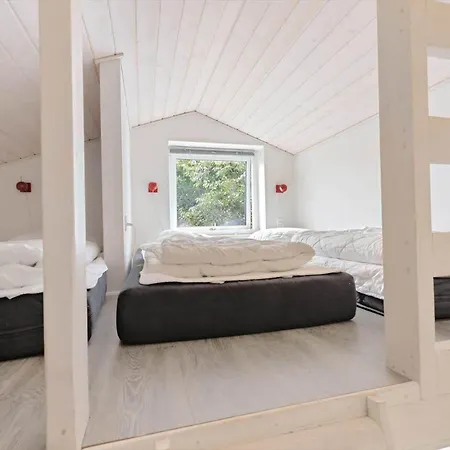 8905-allingabro-rodklovervej-1 Tatil Evi *